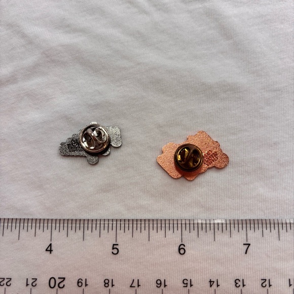 Curb Your Enthusiasm Larry David Pin Set - Picture 3 of 3